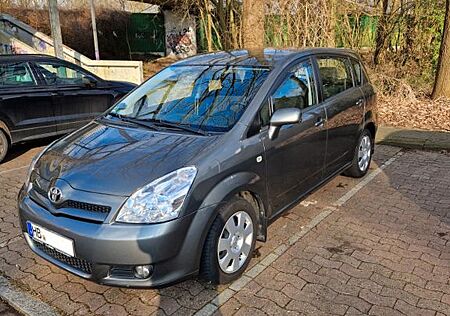 Toyota Corolla Verso 1.8-l-VVT-i Sol Sol 7 Sitzer Klima