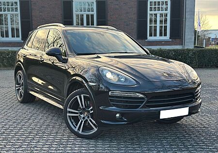 Porsche Cayenne S Diesel S 4.2 diesel vom 2013 mit TÜV