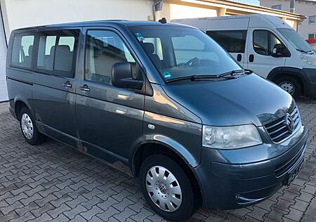 VW T5 Caravelle Volkswagen 2,5TDI Climatronic