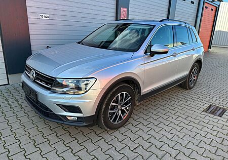 VW Tiguan Volkswagen 2.0 TDI 110KW PANORAMA AHK Klima