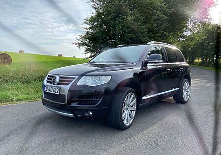 VW Touareg Volkswagen 3.0 V6 TDI Tiptronic -