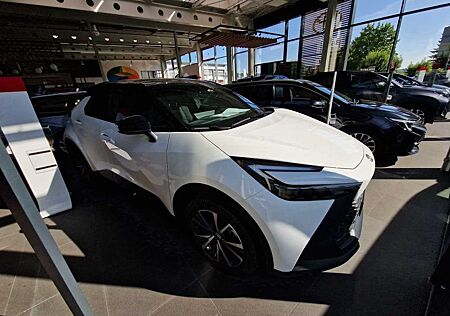 Toyota C-HR 2.0 Hybrid Team Deutschland