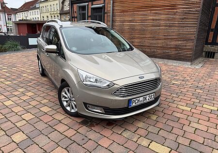 Ford Grand C-Max 1,5 EcoBoost 110kW Titanium Titanium