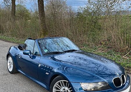 BMW Z3 Roadster 1.9 - M-Paket / Sportfahrwerk / SHZ