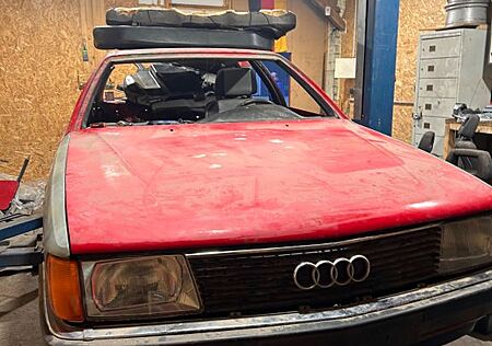 Audi 100