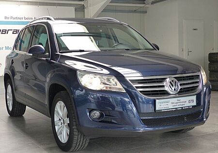VW Tiguan Volkswagen Team 4Motion AHK+PDC+Kamera+BT+Shzg+Tempo