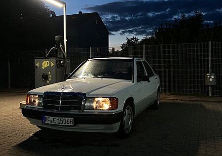 Mercedes-Benz 190