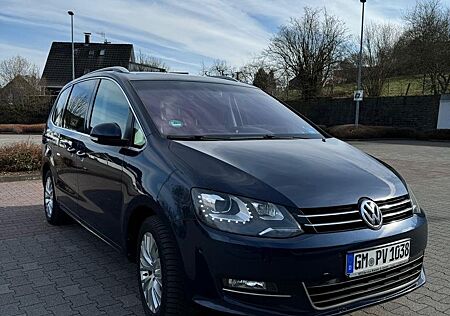 VW Sharan Volkswagen 2.0 TDI DSG 125kW BMotion Tech Highli...