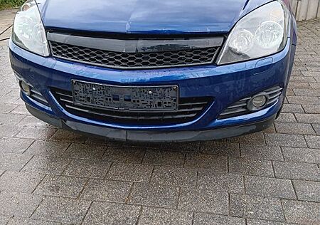 Opel Astra GTC 1.8 ECOTEC 103kW GTC