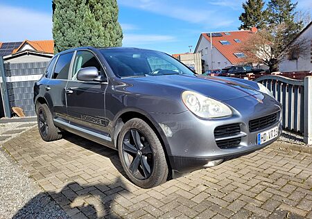 Porsche Cayenne TÜV 03/26 neue Reifen