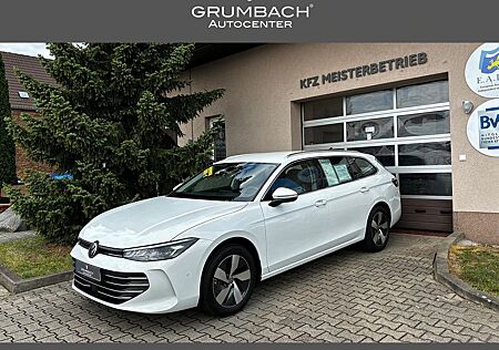 VW Passat Variant Volkswagen 1.5 eTSI DSG Business MY2024 S...