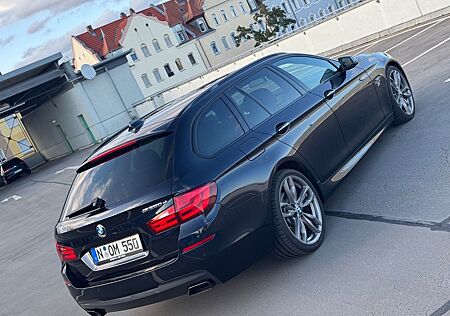 BMW M550d xDrive Touring A M