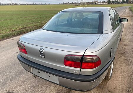 Opel Omega 2.0 Automatic, neuer TÜV, Garagengepflegt