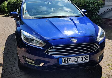 Ford Focus 2,0 TDCi 110kW PowerSh. Titanium Turni...
