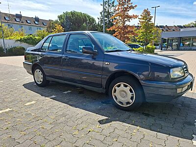 Volkswagen Vento 1.8 55kW GLX GLX