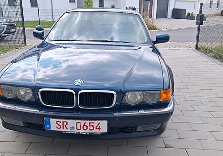 BMW 740iL A Panzer