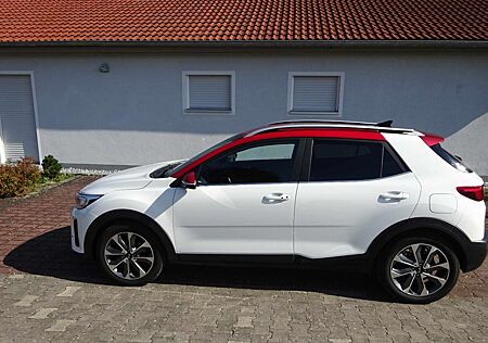 Kia Stonic Spirit NAVI , AHK,Rück-Kamera,Teilleder