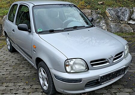 Nissan Micra 1.0 AUTOMATIK TÜV 10/2026