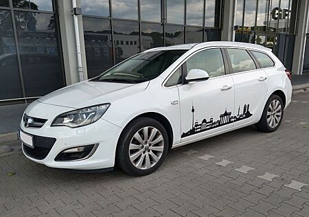 Opel Astra Sports Tourer 1.4 T, 140PS, XENON, Extras
