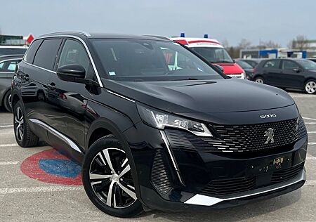 Peugeot 5008 GT *SHTZHEZ*EHK*KAM*NAVI*LED*VOLL
