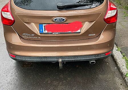 Ford Focus Titanium X 1,6 Kamera 182 PS, 2012 Leder