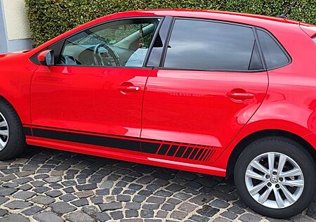 VW Polo Volkswagen 1.2 TSI 66kW BMT Comfortline AHK 1. Hand