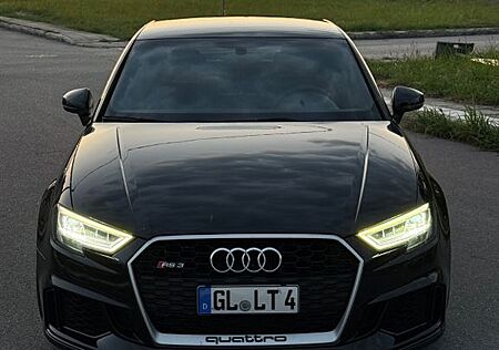 Audi RS3 8V Limousine ohne OPF Matrix LED