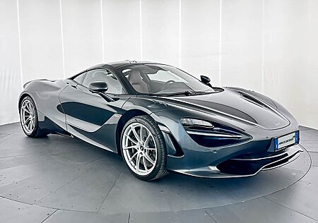 McLaren 750S Coupé - Milano