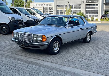 Mercedes-Benz 230 coupe Tüv 09/26 H-Zulassung*