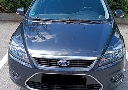 Ford Focus 2.0, Benzin