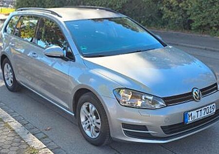 VW Golf Volkswagen 1.6 TDI BMT Comfortline Variant Comfortline