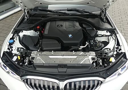 BMW 320 i Tour M Sportpaket ACC*Headup*HIFI*M-Alu18"