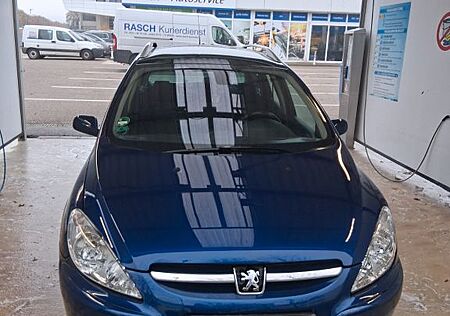 Peugeot 307 + neu Paket all Wetter reife, **neu tüv**