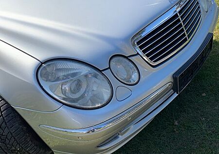 Mercedes-Benz E 320 AVANTGARDE Avantgarde