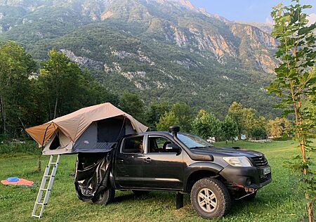 Toyota Hilux 3,0 l D4D Reisefahrzeug reisefertig