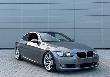 BMW 325d Coupé -