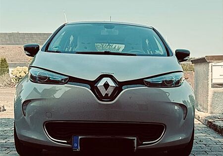 Renault ZOE Z.E 40/Bose Edition/BatterieMiete/altVertrag99€