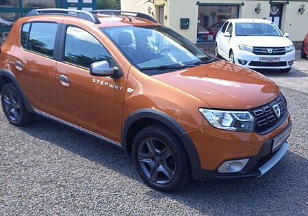 Dacia Sandero TCe 90 Stepway Celebration + ORIG 24 TKM