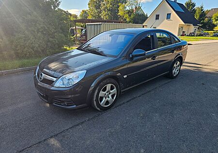 Opel Vectra 2.2 DIRECT Automatik