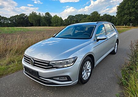 VW Passat Variant Volkswagen 2.0 TDI DSG Business LED Massage