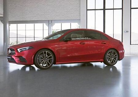 Mercedes-Benz A 35 AMG A35 4M Limo Manufaktur Patagonienrot NP>80 Voll
