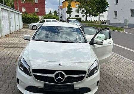 Mercedes-Benz A 180 -