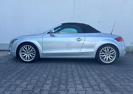 Audi TT Roadster 2.0 TDI quattro/MMI-NAVI+XENON+BT+