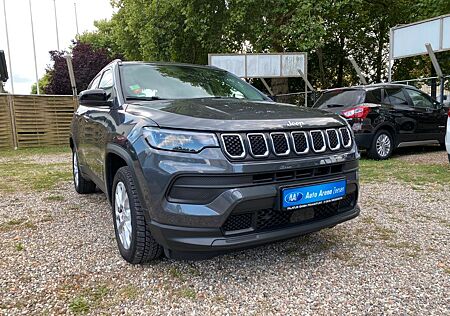 Jeep Compass Night Eagle Mild-Hybrid FWD / Automatik.