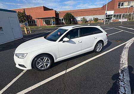 Audi A4 40 TDI S tronic Avant -