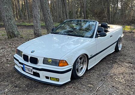 BMW 328i Coupe