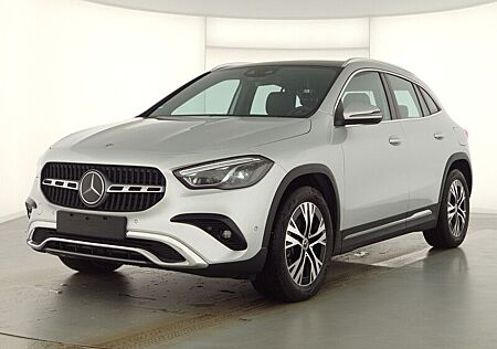 Mercedes-Benz GLA 180 d Progressive Distronic Multibeam Pano