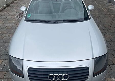 Audi TT Roadster 1.8T 132 kW -