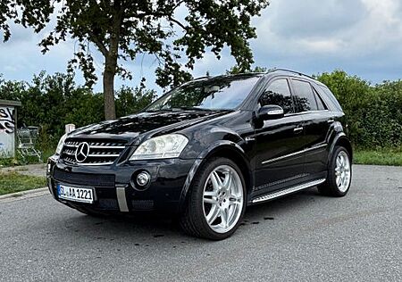 Mercedes-Benz ML 63 AMG 4MATIC AMG