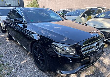 Mercedes-Benz E 200 E 200d AVANTGARDE Pano Widescreen 360°CAM Navi